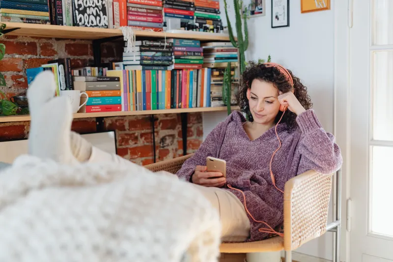 Meditation Apps or ASMR Videos: How to Pick the Wellness Tool That Actually Sticks